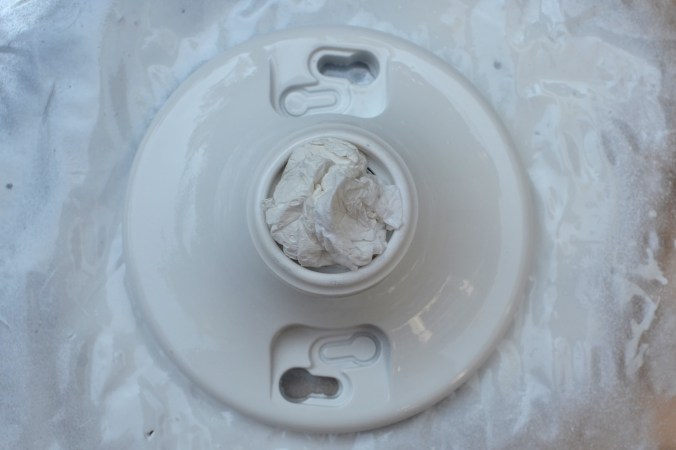 Plastic Keyless Lampholder - JustSomethingIWhippedUp.com